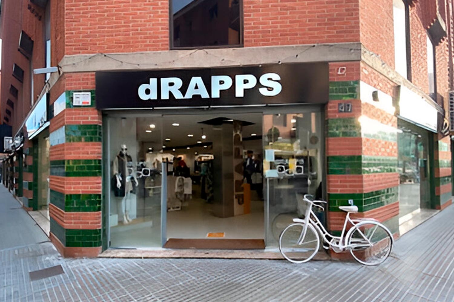 fachada_drapps_men-woman fachada drapps
